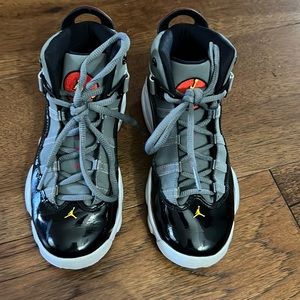 Youth Jordan’s size 1